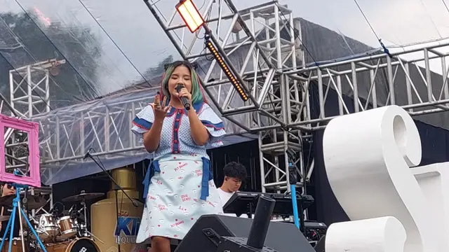 Idgitaf di Festival Sunset di Kebun (Fimela/Soraya Fitriyani)