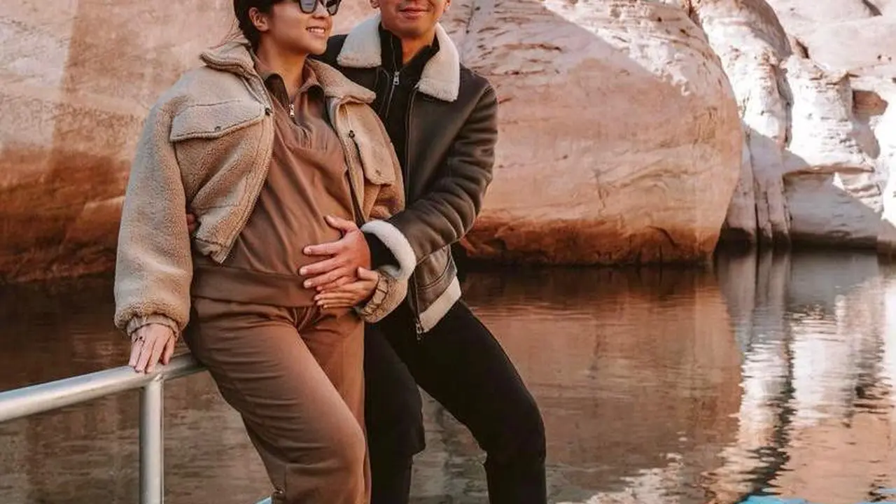 11 Gaya OOTD Bumil Nikita Willy yang Kini Menetap di Amerika, Selalu Kece Pamer Baby Bump
