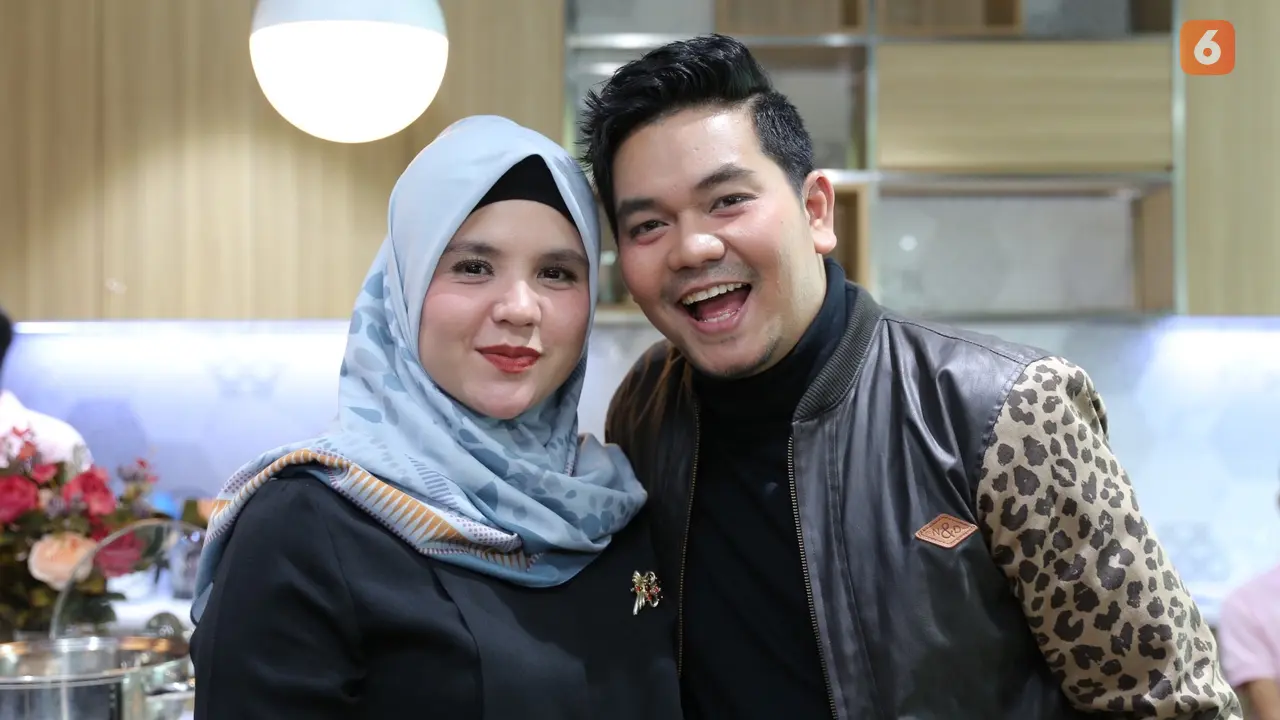 [Fimela] Indra Bekti dan Aldila Jelita