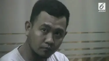Samsul Anwar alias Awang, buron yang diduga pemilik dan di balik pabrik narkoba di Diskotek MG, menyerahkan diri.