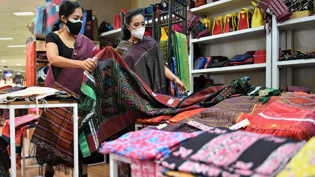 Bangga Kebaya dan Kain Tradisional, Yuk Ikutan Kompetisi Foto Cerita Wastra 2021