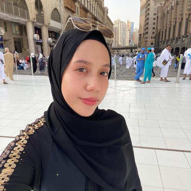 6 Potret Terbaru Nadya Arifta, Kembali Aktif di Medsos Usai Kabar Putus dari Kaesang