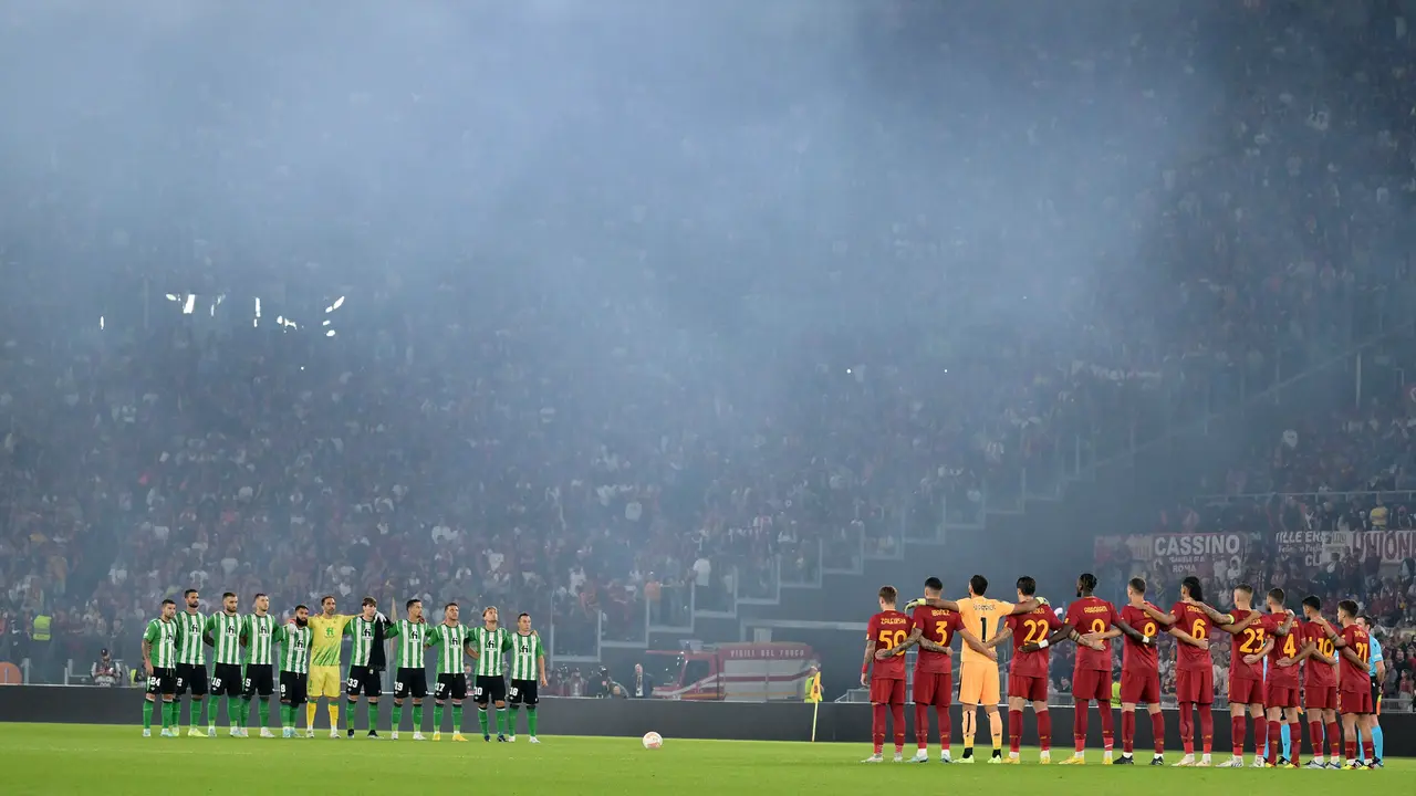 Penghormatan untuk Korban Tragedi Kanjuruhan di Liga Europa