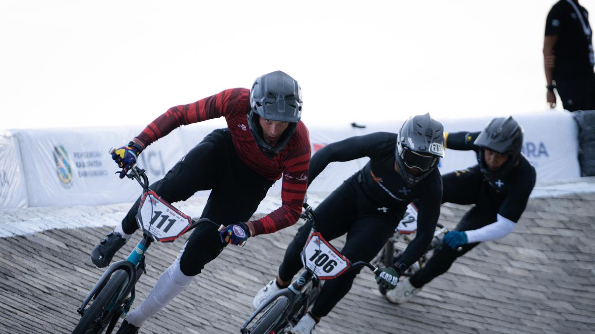 Banyuwangi BMX Supercross Jadi Batu Loncat Atlet Indonesia Menuju SEA Games 2025