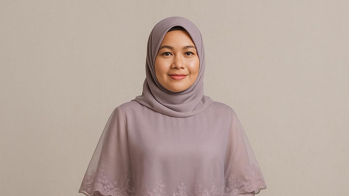 7 Model Gamis Dua Layer yang Tidak Bikin Gerah, Tetap Terlihat Mewah
