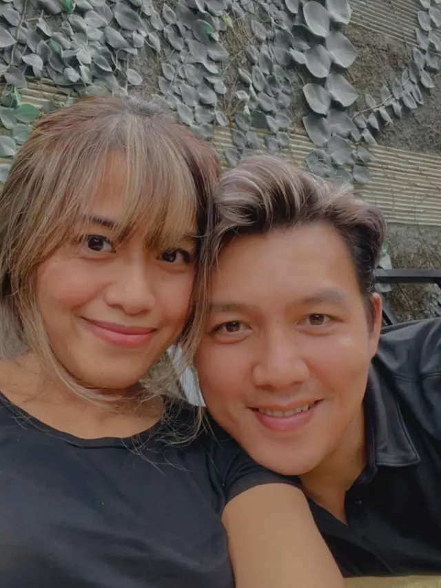 6 Potret Dirly Eks Suami Celine Evangelista Bareng Istri, Sudah Punya Dua Anak