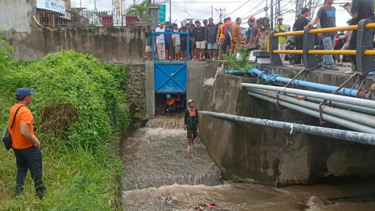 Pengendara Motor yang Tertabrak dan Jatuh ke Sungai di Bali Ditemukan Tewas