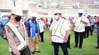 Dewan Komisaris PTPP melakukan kunjungan kerja ke Proyek Stadion Banten (dok: PT PP)