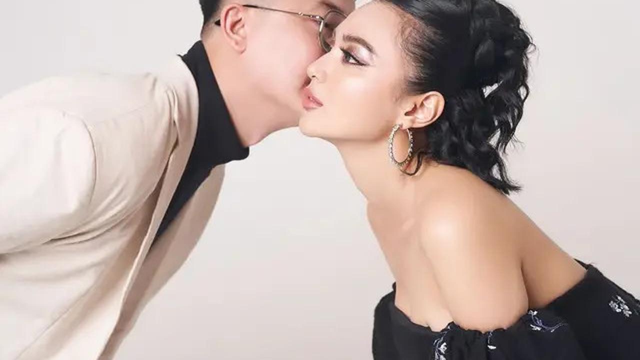 7 Potret Wika Salim dan Max Adam Pacaran Beda Agama, Diduga Prewedding