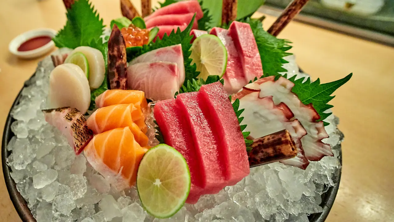 Ilustrasi Sashimi