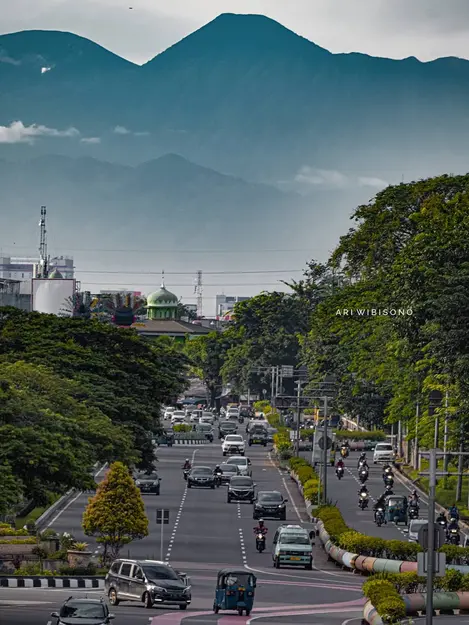 Gambar Pemandangan Pegunungan Asli : Penuh Warna Latar Belakang Pemandangan Gunung Yang Indah Asli Warna Puncak Gunung Pemandangan Gambar Latar Belakang Untuk Unduhan Gratis - Alam tidak ada hentinya untuk selalu memberikan keindahan kepada seluruh makhluk hidup.