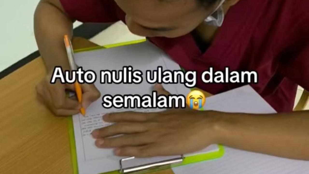 Akhirnya, mau tidak mau temannya ini harus menulis ulang semua itu dalam semalam.