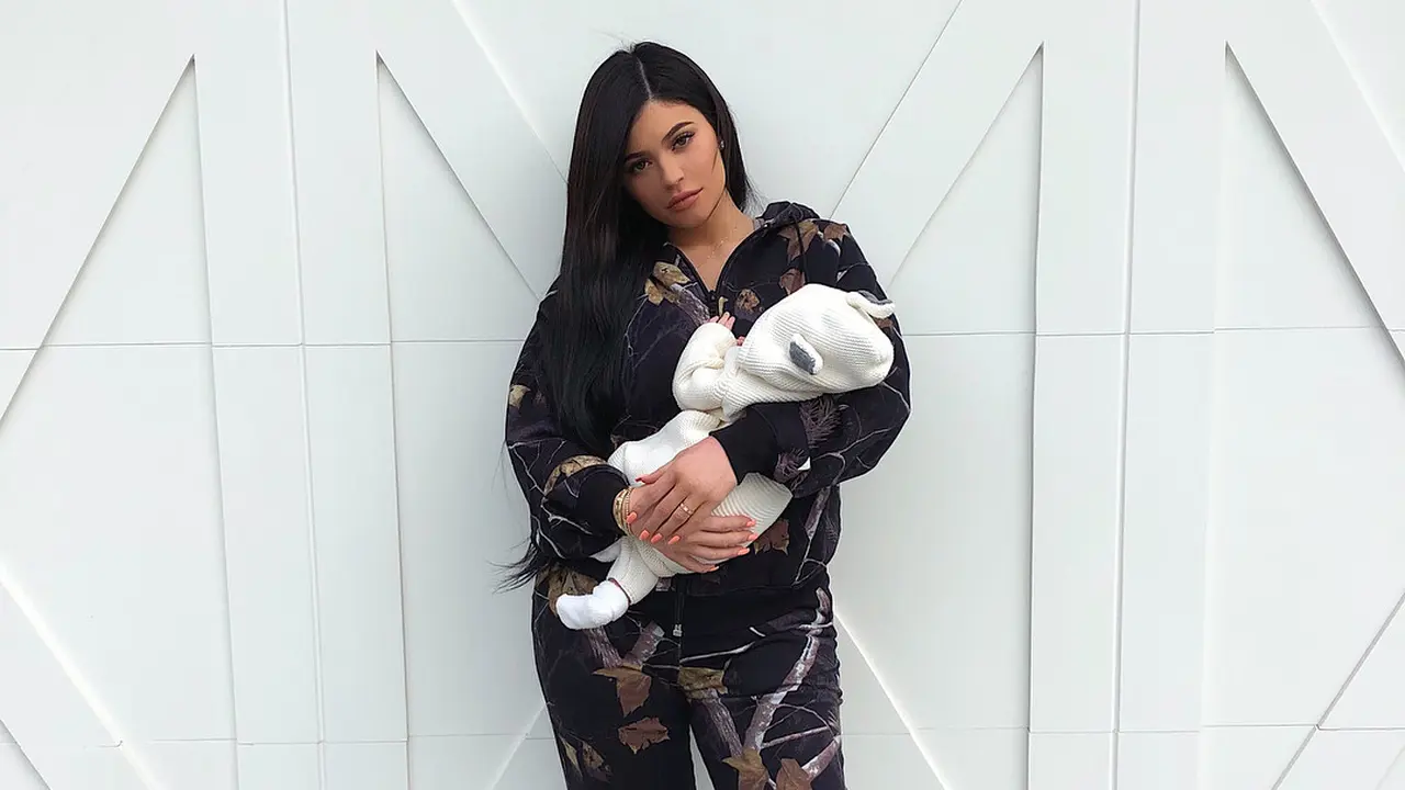 [Bintang] Kylie Jenner