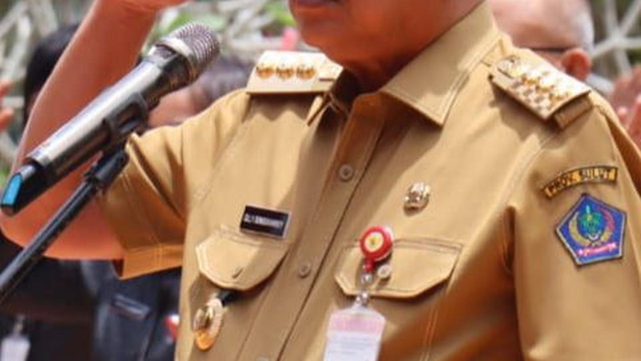ODSK Ziarah ke Makam Pendahulu, Gubernur Olly : Kita Tidak Melupakannya