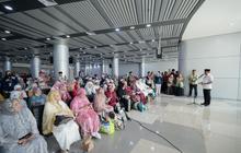 Pemprov Sulteng Sambut Hangat Kedatangan Jamaah Haji Sulteng Kloter BPN-9 di Palu