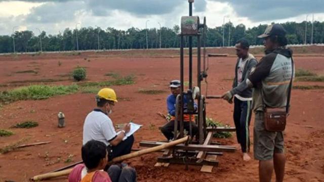 Kementerian PUPR membangun Instalasi Pengolahan Air Limbah (IPAL) Terintegrasi beserta jaringan perpipaan untuk pengelolaan air limbah di Kawasan Industri Terpadu (KIT) Batang, Jawa Tengah. (Dok PUPR)