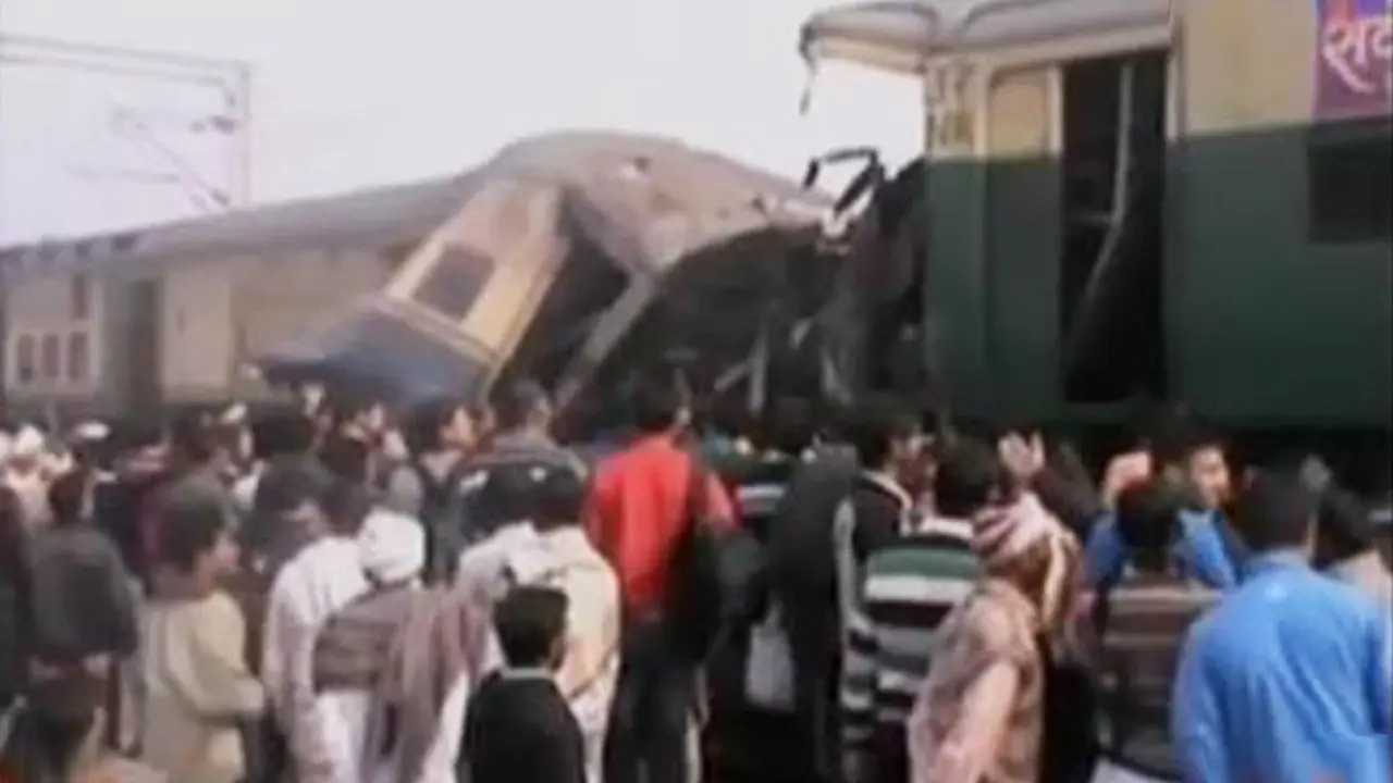 VIDEO: Kecelakan Kereta Api di India Tewaskan 14 Orang