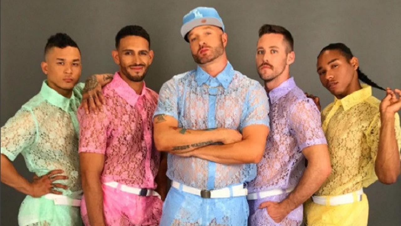 Celana Pendek Renda, Tren Fashion Pria yang Unik dan Nyentrik