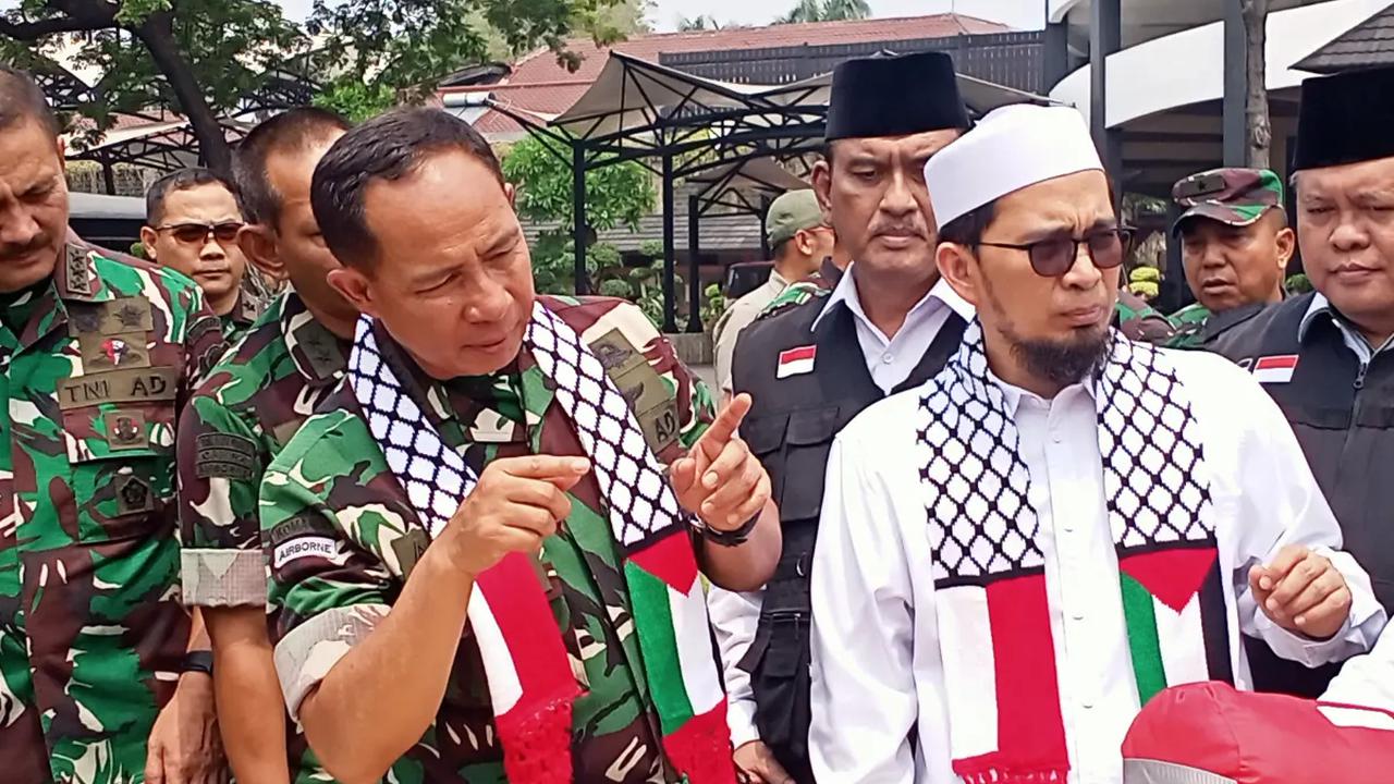 TNI AD Gandeng BAZNAS dan UAH Kirim Bantuan Kemanusiaan untuk Masyarakat Palestina