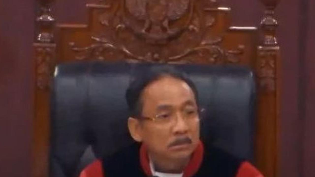 Hakim MK Suhartoyo