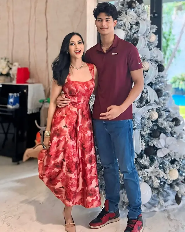 Ibu dan anak seperti kakak dan adik, 6 potret Diah Permatasari dan si bungsu Marciano Nicholas