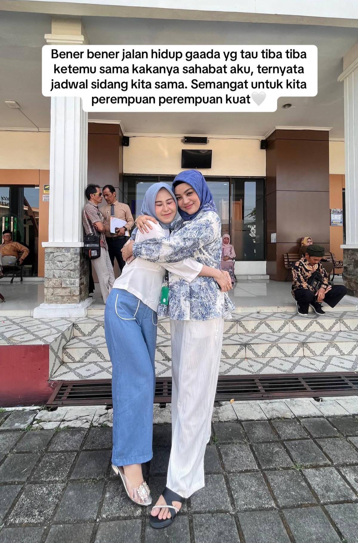 Jalani Sidang Pembatalan Nikah Pertama, Kisah Wanita yang Putuskan Berpisah dengan Mantan Kekasih Ini Tuai Simpati Warganet
