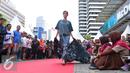 Dalam rangkaian acara “Batikmu, Batikku, Batik Kita Beda, Tapi Kita Indonesia” tersebut, Sarinah beserta 1,000 anggota pramuka akan melaksanakan prosesi pembubuhan tanda tangan, Jakarta, Minggu (2/10). (Liputan6.com/Angga Yuniar)