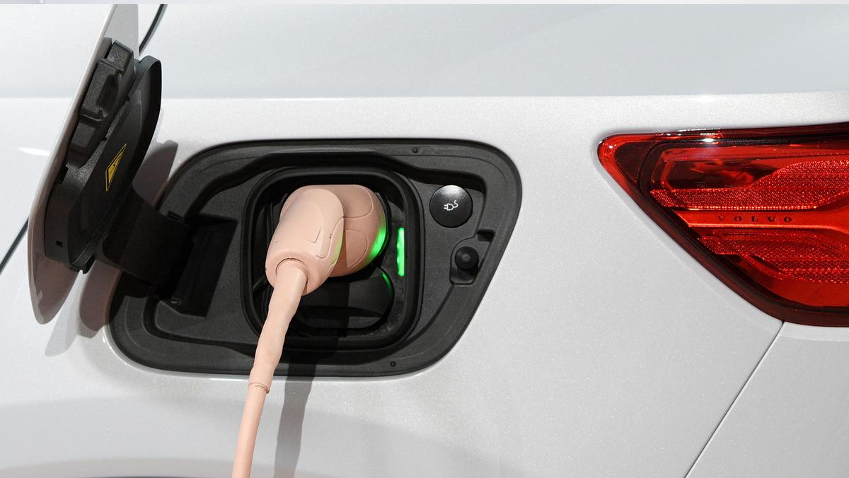 Mobil Listrik Perdana Volvo