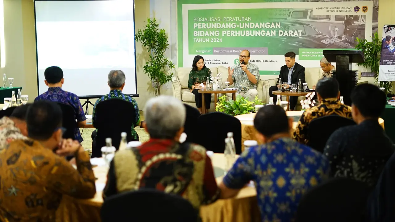 Kementerian Perhubungan (Kemenhub) melalui Direktorat Jenderal Perhubungan Darat menggelar Sosialisasi Peraturan Perundang-Undangan Bidang Perhubungan Darat Tahun 2024 di Bal