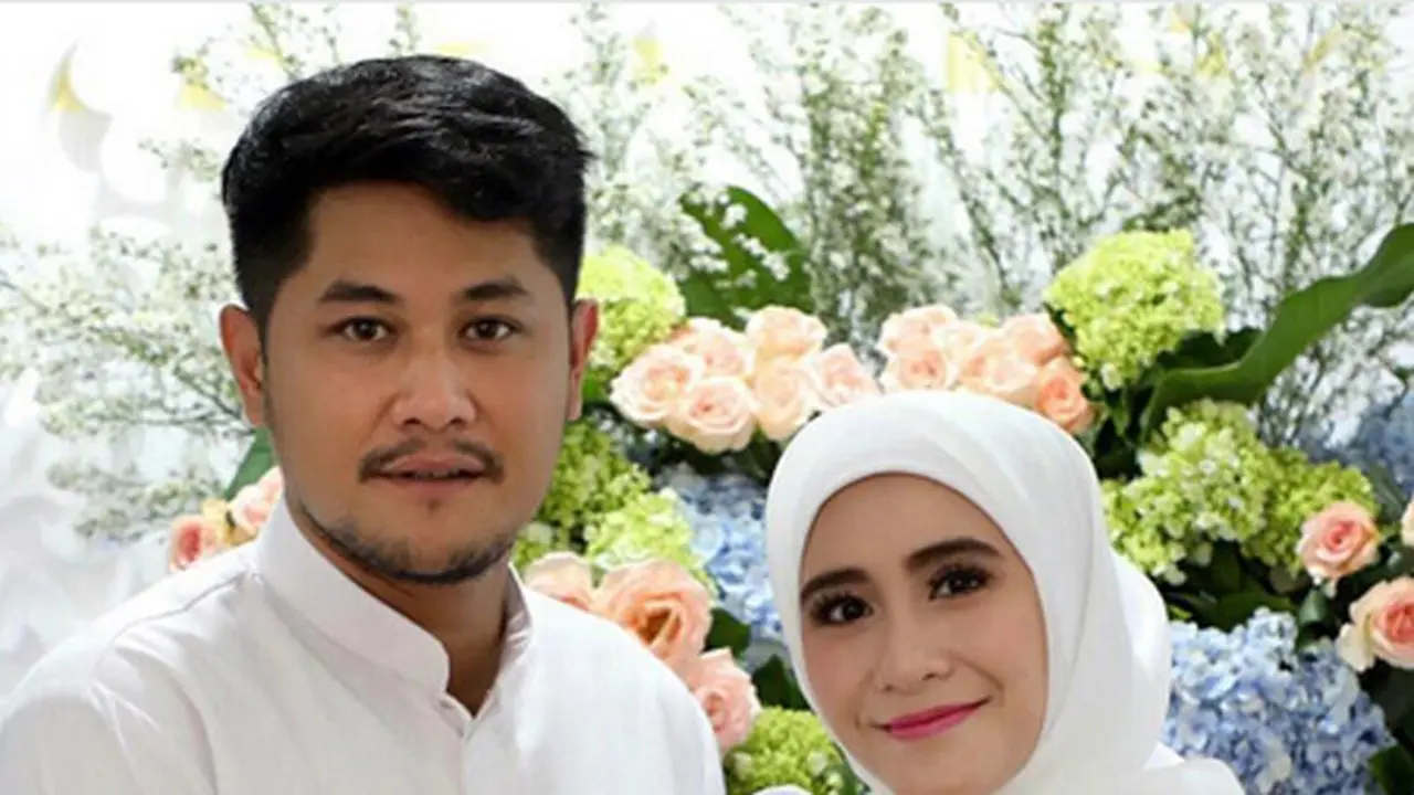 [Bintang] Empat Bulan Kehamilan Ryana Dea