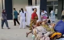 Pasien RSUD Labuan Bajo Dirawat di Halaman Usai Gempa Flores NTT