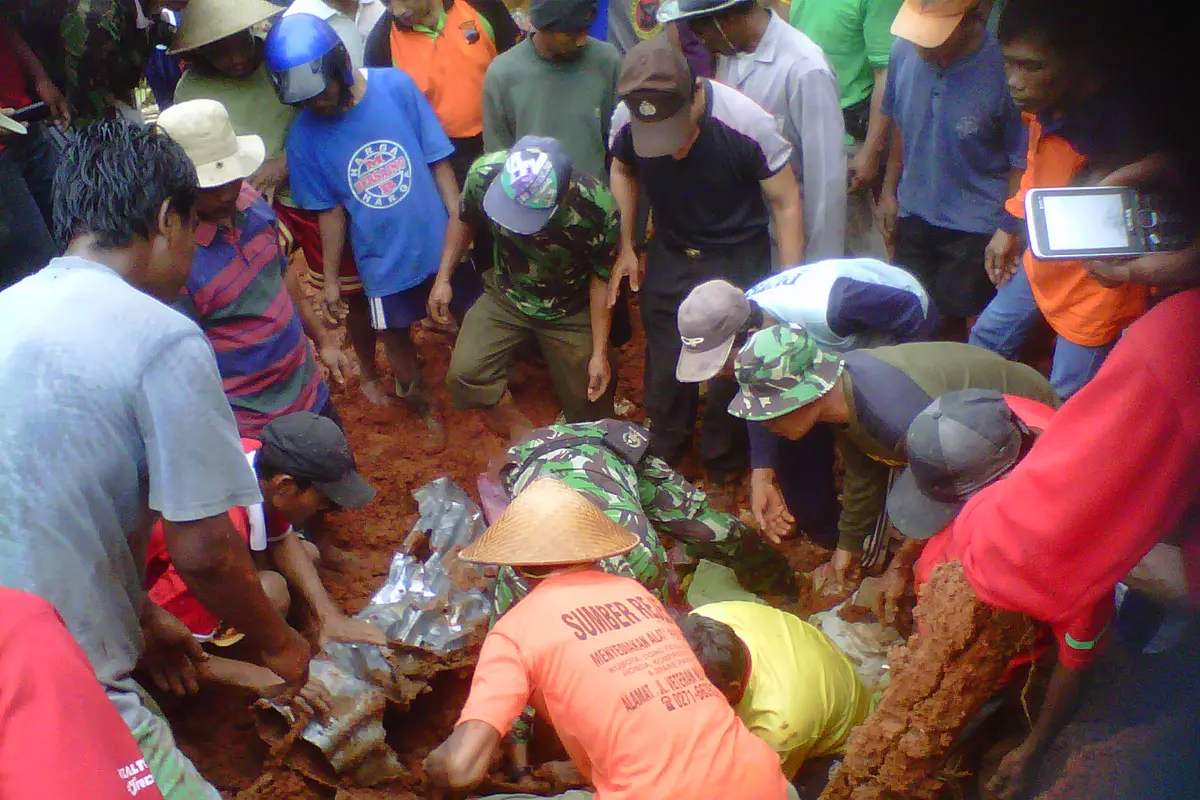 Bukit Sriten Wonogiri Longsor, 2 Warga Tewas Tertimbun