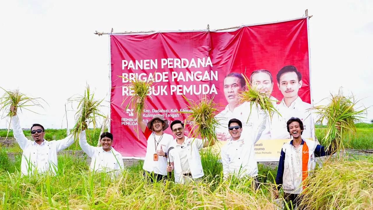 Panen perdana yang diselenggarakan Brigade Pangandi wilayah Dadahup, Kabupaten Kapuas, Kalimantan Tengah (Istimewa)