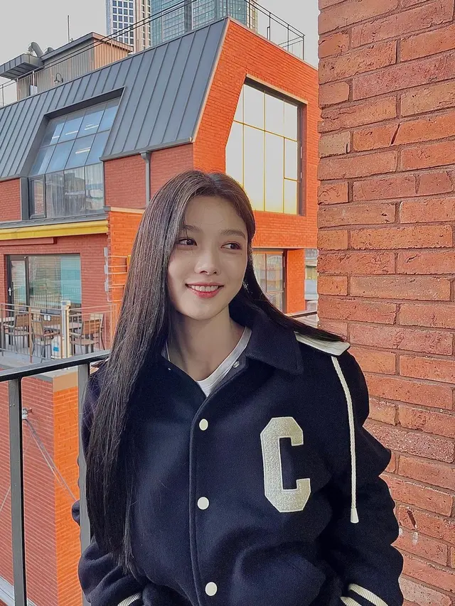 Potret Kim Yoo Jung