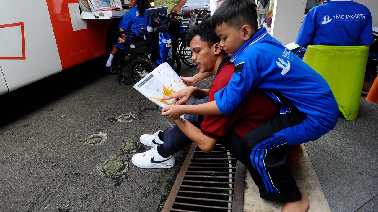 Penyandang difabel tingkatkan minat baca lewat perpustakaan keliling
