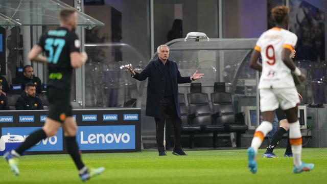 FOTO: Singkirkan AS Roma, Inter Milan Melaju ke Semifinal Coppa Italia