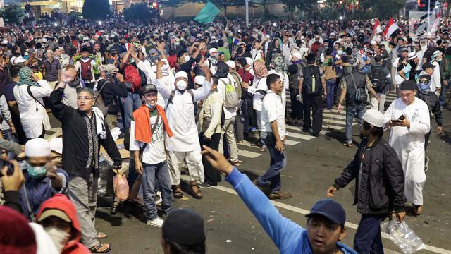 Nyaris Ricuh, Massa Aksi GNKR Membubarkan Diri