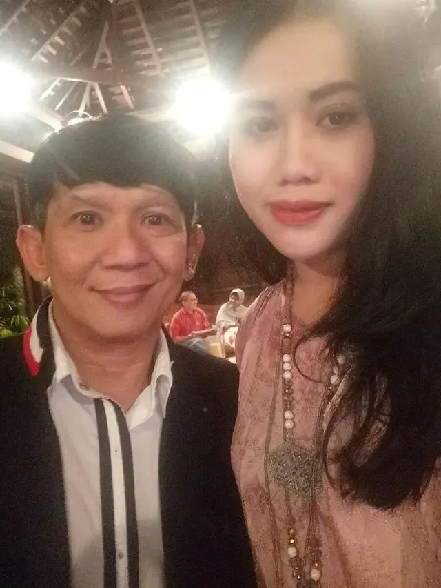 Potret Ginanjar dan Tiara yang Beda Usia 32 Tahun (sumber: instagram/tiaraamalia97)