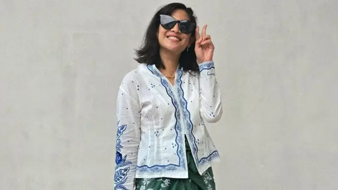 Potret Dian Sastro Kenakan Batik di Berbagai Momen (credit: instagram/therealdisastr