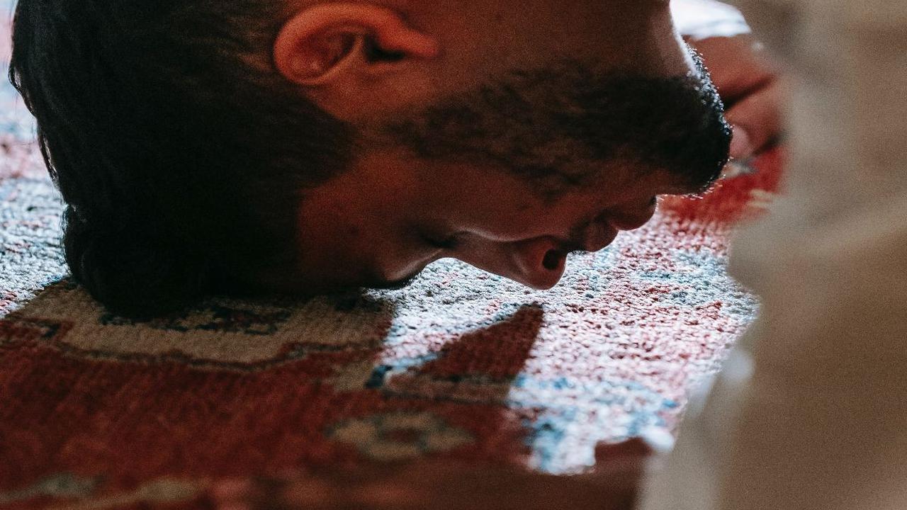 <b>Sujud Sebagai Waktu Terbaik untuk Berdoa</b>