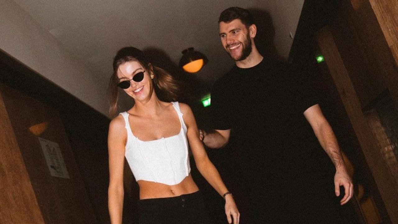 Paras Cantik Luna Bijl Kekasih Kiper Timnas Maarten Paes, Top Model Asal Belanda