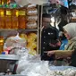 Tim Pengendali Inflasi Daerah (TPID) DIY lakukan peninjauan sejumlah kebutuhan bahan pokok jelang Libur Natal dan Tahun Baru di Pasar Argosari Wonosari.