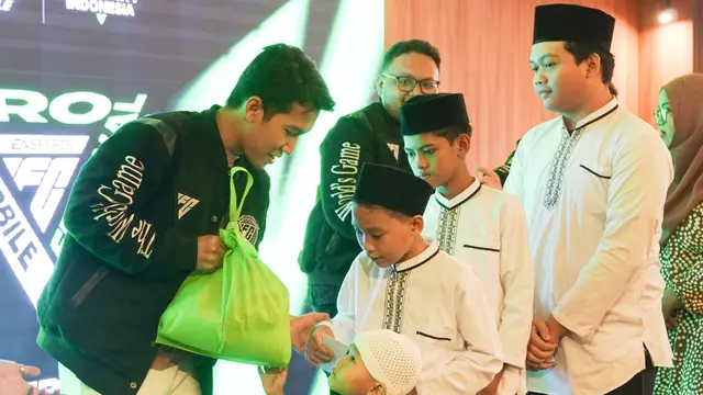 Komunitas FC Mobile Indonesia Gelar Bukber dan Berbagi Bersama Anak Panti Asuhan
