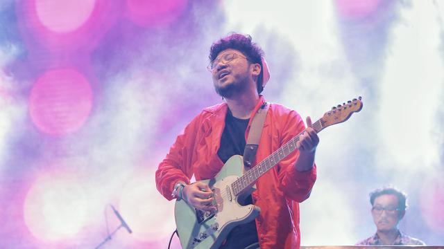 Rehat Lirik - •tenangkan hati semua ini bukan salahmu. - Wallpaper Home Depot