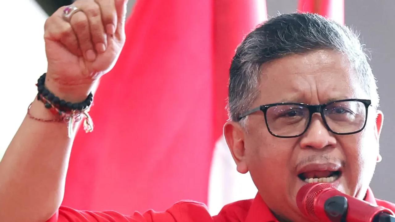 Hasto PDIP Ungkap Ganjar Bakal Sempurnakan Program Jokowi, Salah Satunya Kartu Sakti
