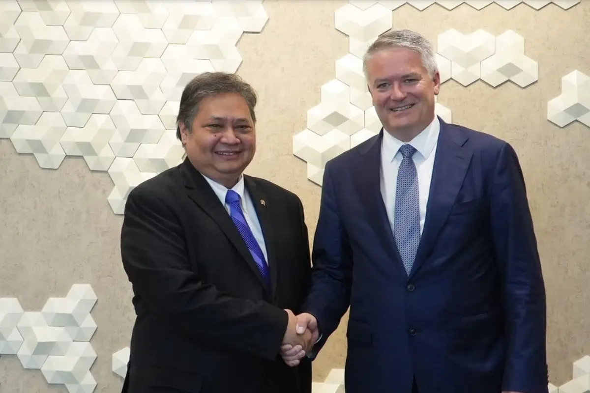 Airlangga ke Prancis dan Belgia: Kejar OECD hingga Kawal Ratifikasi Kerja Sama Uni Eropa