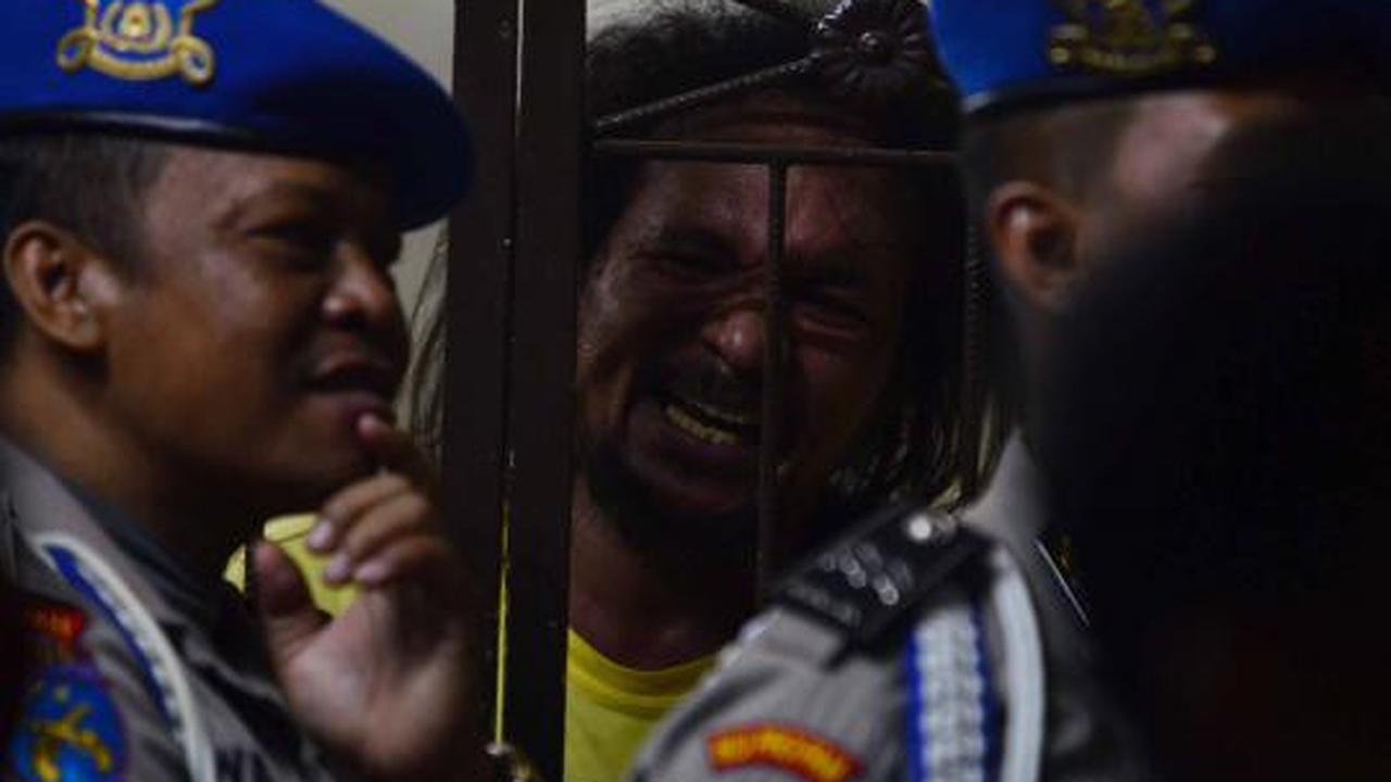 Massa pendukung John Kei datangi RS Polri