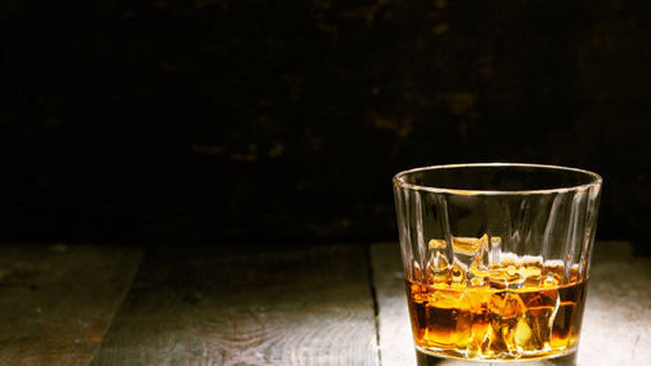 Pelaku teror suka minum wiski