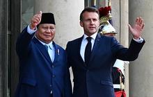 Muncul Pengusaha Haji Isam 'Crazy Rich Kalimantan' Temani Menhan Sambut Hangat Prabowo di Bastille Day Prancis