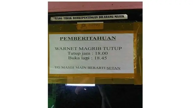 Tulisan Kocak Saat di Warnet Ini Malah Bikin Cengar-Cengir